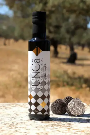 EXTRA VIRGIN OLIVE OIL WITH TRUFFLE 